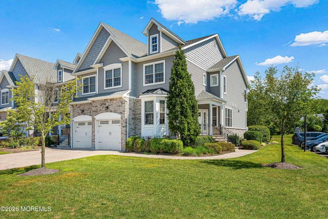 18 Mccormick Avenue N, Old Bridge, NJ 08857
