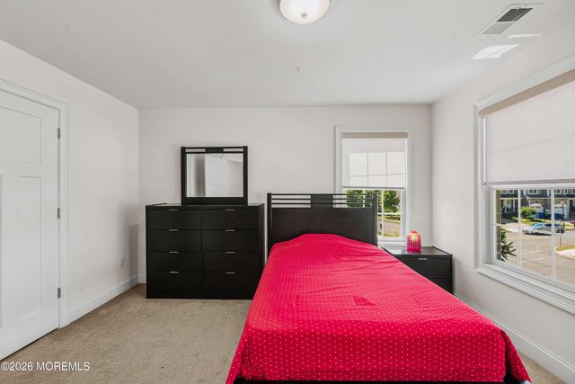 18 Mccormick Avenue N, Old Bridge, NJ 08857