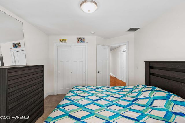 18 Mccormick Avenue N, Old Bridge, NJ 08857