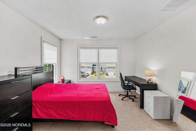 18 Mccormick Avenue N, Old Bridge, NJ 08857