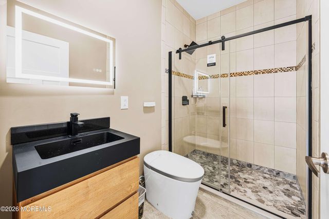 18 Mccormick Avenue N, Old Bridge, NJ 08857