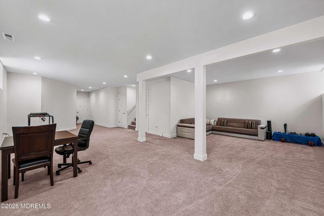 18 Mccormick Avenue N, Old Bridge, NJ 08857