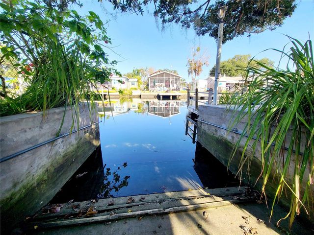 5418 CIRCLE DRIVE, Weeki Wachee, FL 34607