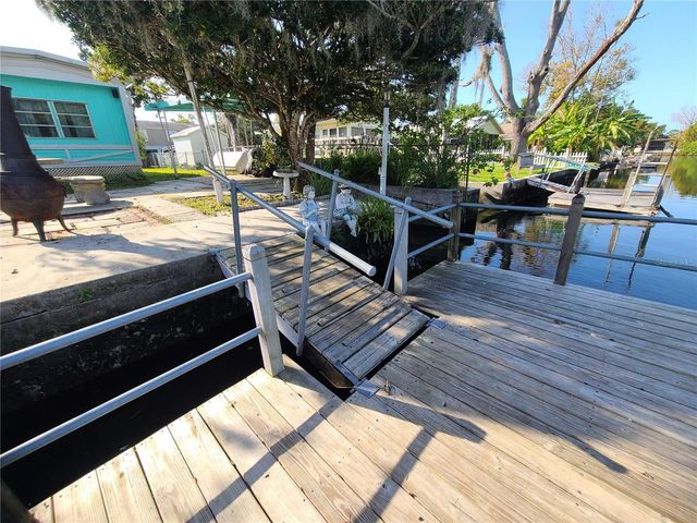 5418 CIRCLE DRIVE, Weeki Wachee, FL 34607