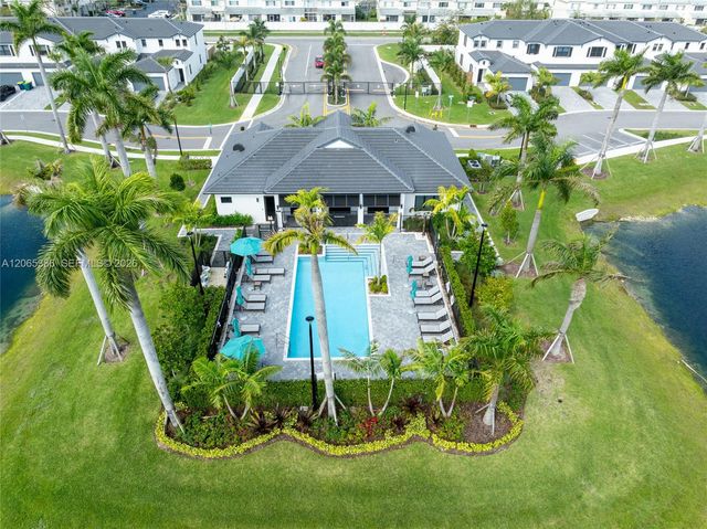 4973 Peacock Way 5838, Dania Beach, FL 33312