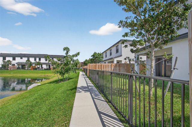 4973 Peacock Way 5838, Dania Beach, FL 33312