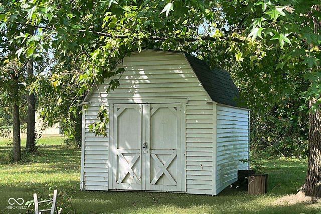 8301 Camby Road, Camby, IN 46113