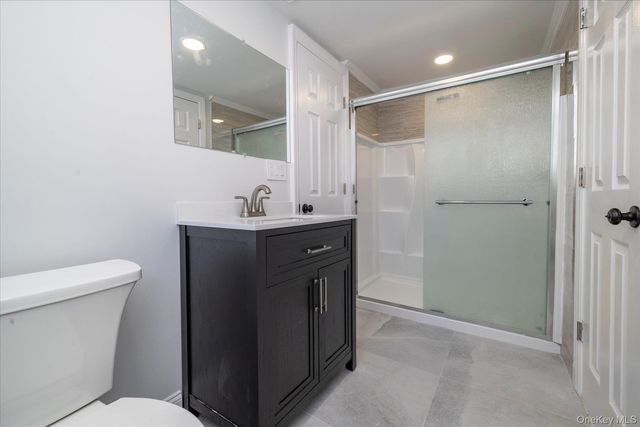 62 Alhambra Road, Baldwin, NY 11510