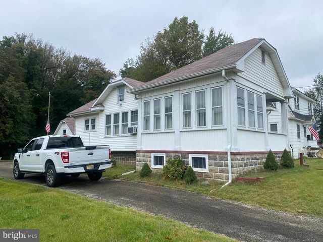 79 CROSS KEYS RD, Berlin, NJ 08009