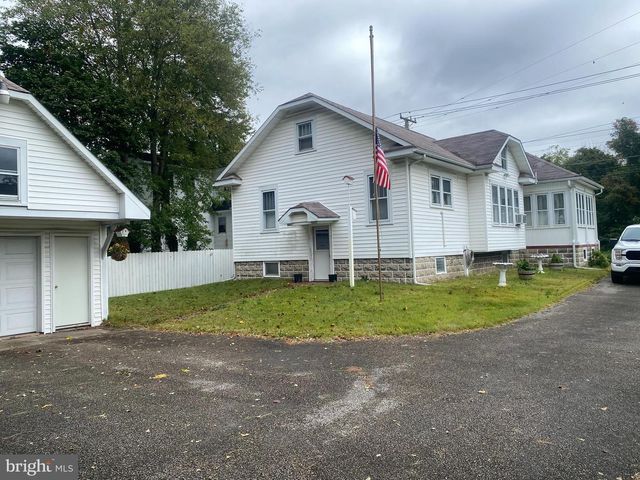 79 CROSS KEYS RD, Berlin, NJ 08009