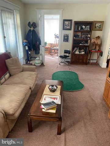 79 CROSS KEYS RD, Berlin, NJ 08009