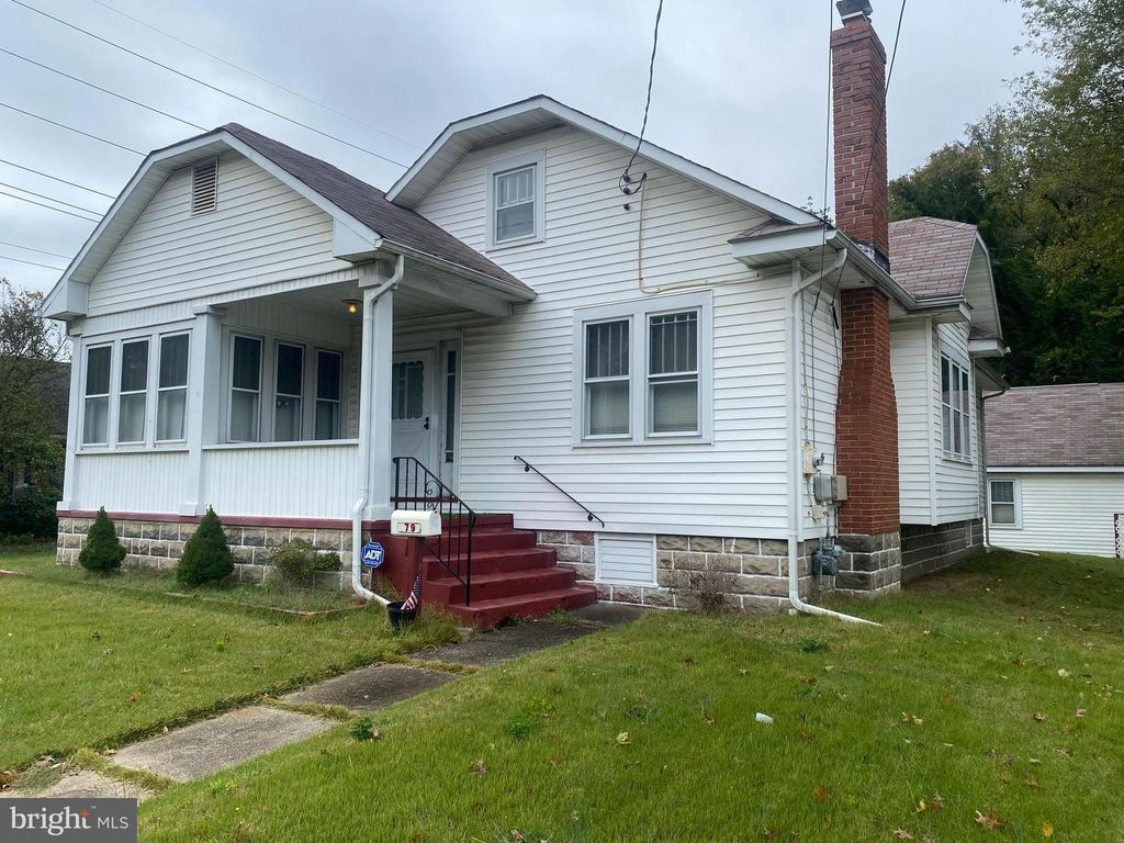 79 CROSS KEYS RD, Berlin, NJ 08009