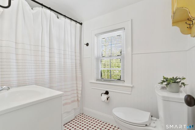 168 Bennett Street, Fairfield, CT 06825