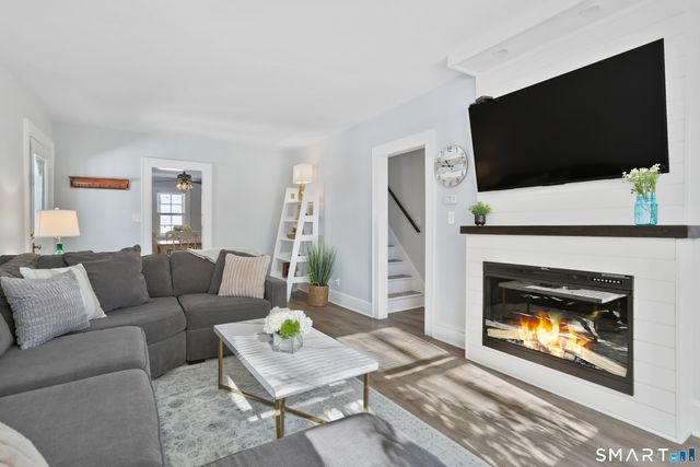 168 Bennett Street, Fairfield, CT 06825