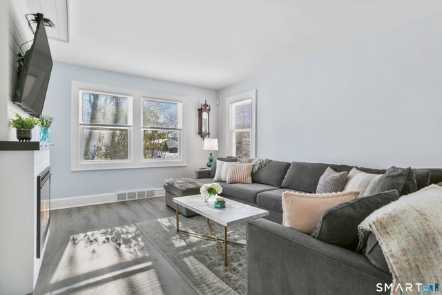 168 Bennett Street, Fairfield, CT 06825