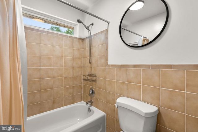 6663 KENNEDY LN, Falls Church, VA 22042