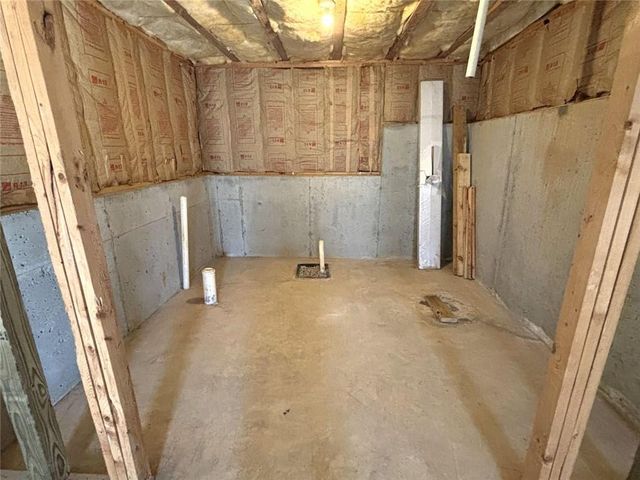 4735 Hidden Creek Court, Loganville, GA 30052