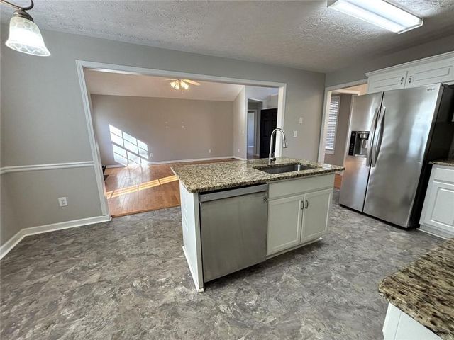 4735 Hidden Creek Court, Loganville, GA 30052