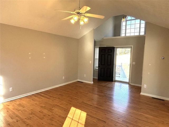 4735 Hidden Creek Court, Loganville, GA 30052