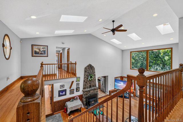 65 Oxford Springs Road, Chester, NY 10918