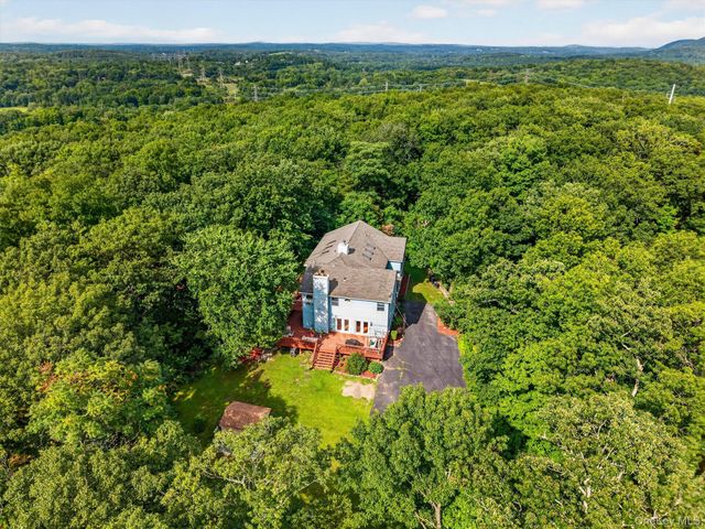 65 Oxford Springs Road, Chester, NY 10918