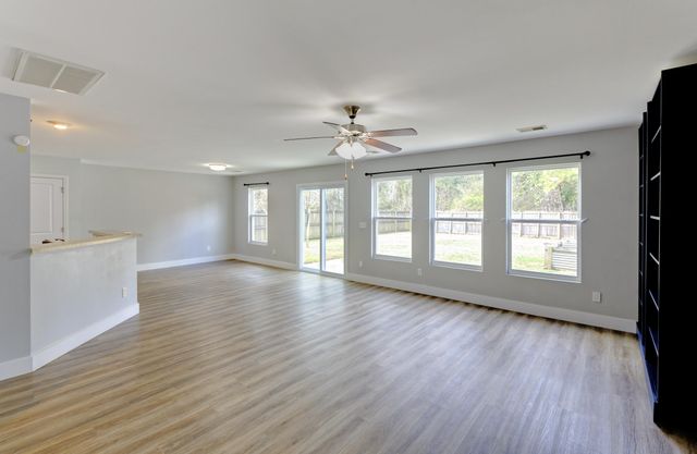 113 Farm Quarters Drive, Goose Creek, SC 29445