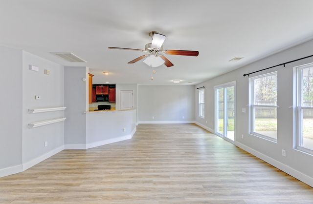 113 Farm Quarters Drive, Goose Creek, SC 29445