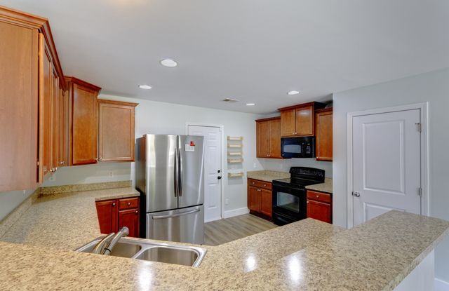 113 Farm Quarters Drive, Goose Creek, SC 29445