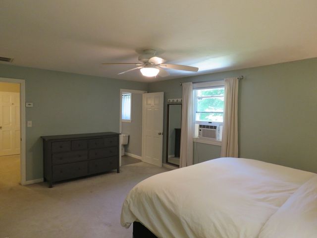 14 Willow St, Stoughton, MA 02072