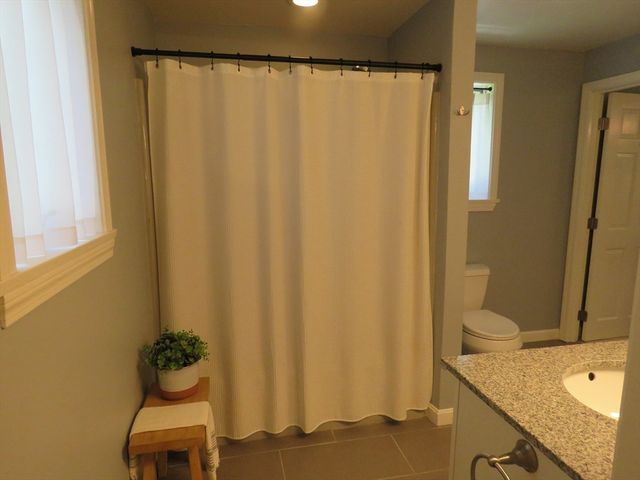 14 Willow St, Stoughton, MA 02072