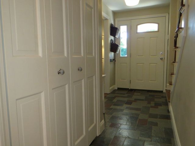 14 Willow St, Stoughton, MA 02072