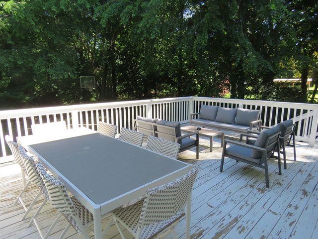 14 Willow St, Stoughton, MA 02072
