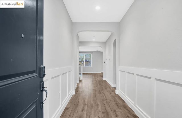 8461 Pinehollow Cir, Discovery Bay, CA 94505