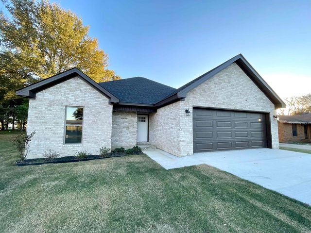 231 Flossie Drive, Trumann, AR 72472