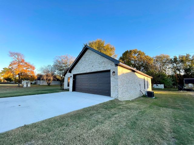 231 Flossie Drive, Trumann, AR 72472