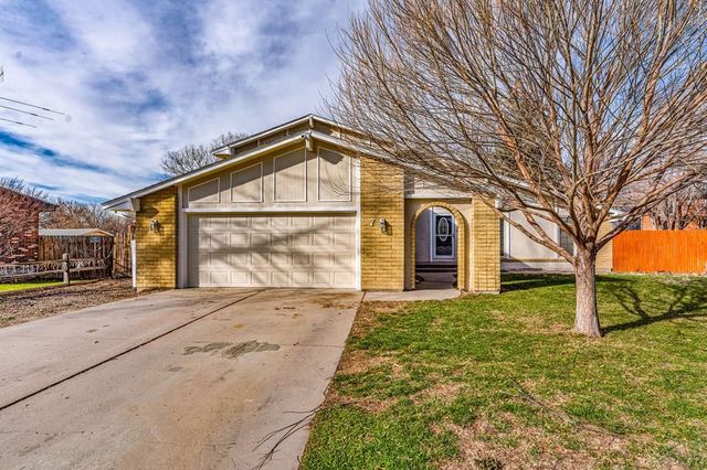 7 Kingsbridge Place, Pueblo, CO 81001