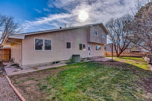 7 Kingsbridge Place, Pueblo, CO 81001