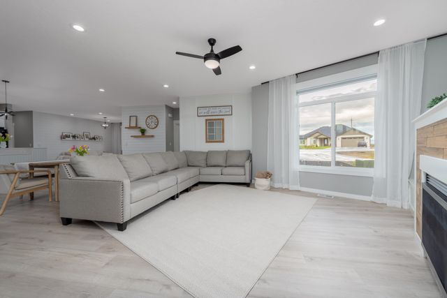 5125 N Ellie Ln, Spokane, WA 99217