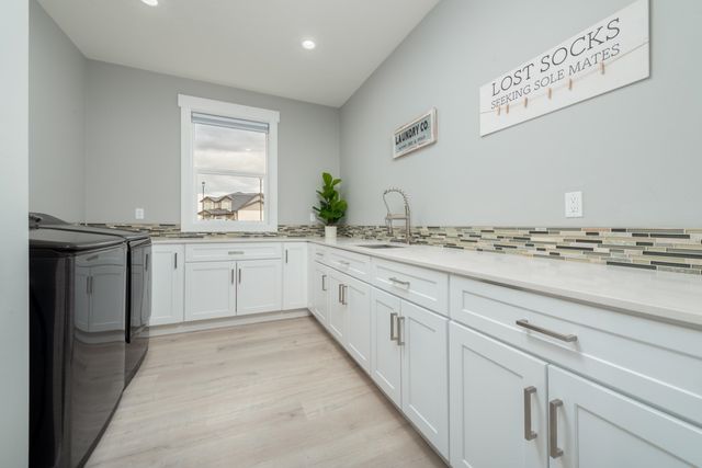 5125 N Ellie Ln, Spokane, WA 99217