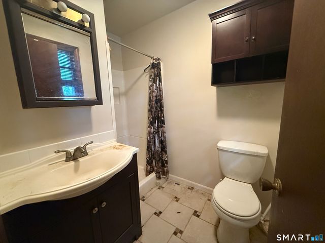 10 Penny Lane, Watertown, CT 06795