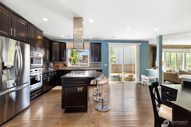 21435 SE 2nd Street, Sammamish, WA 98074
