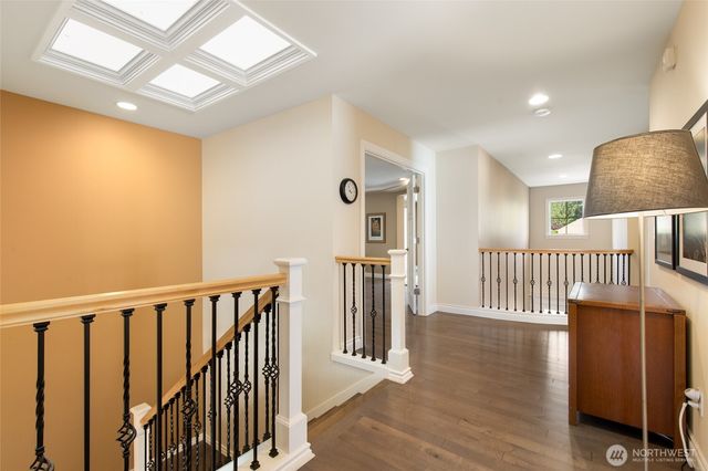 21435 SE 2nd Street, Sammamish, WA 98074