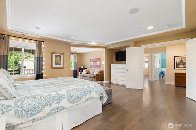 21435 SE 2nd Street, Sammamish, WA 98074