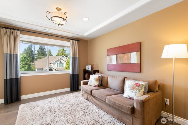 21435 SE 2nd Street, Sammamish, WA 98074