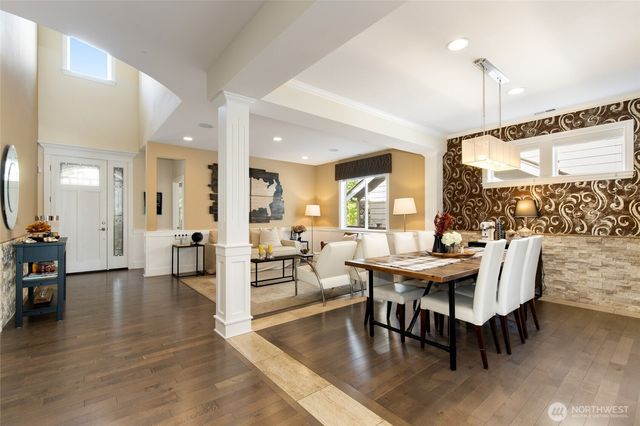 21435 SE 2nd Street, Sammamish, WA 98074