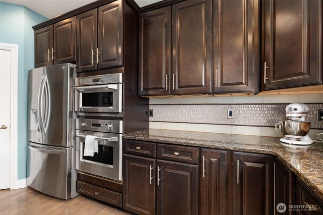 21435 SE 2nd Street, Sammamish, WA 98074