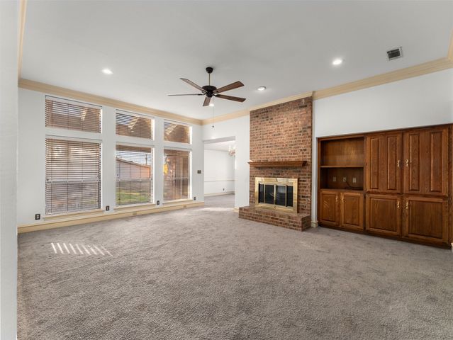 400 Ricker Court, Irving, TX 75061
