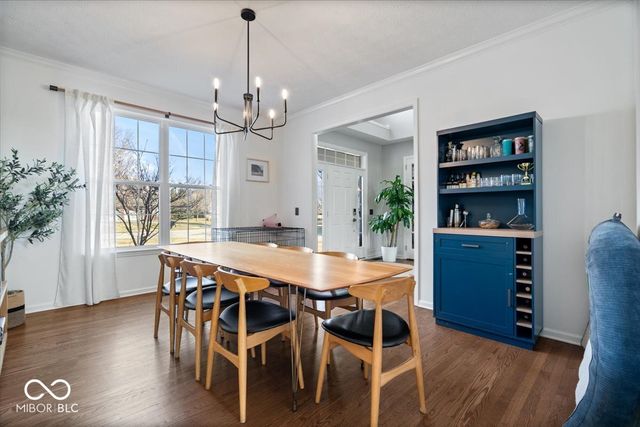 6532 Briarwood Place, Zionsville, IN 46077