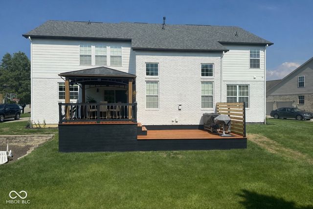 6532 Briarwood Place, Zionsville, IN 46077