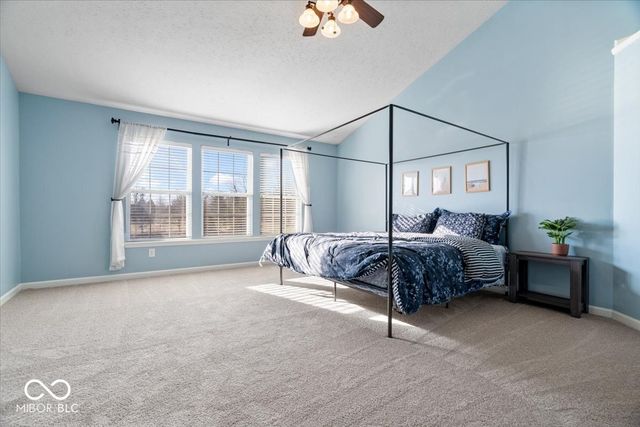 6532 Briarwood Place, Zionsville, IN 46077